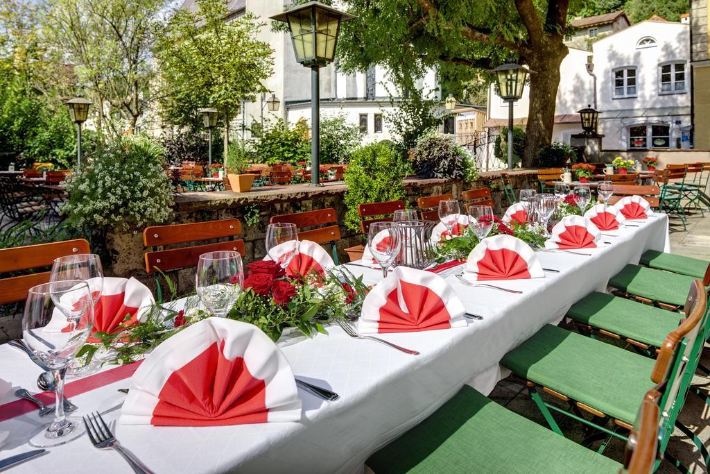Hotel Pfaubräu Trostberg an der Alz Exteriör bild